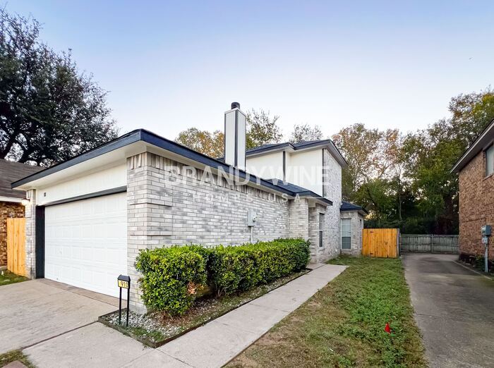 Foto principal - 910 Gable Ave