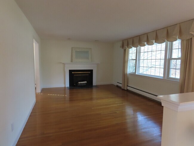 Foto del edificio - 37 Hearthstone Dr