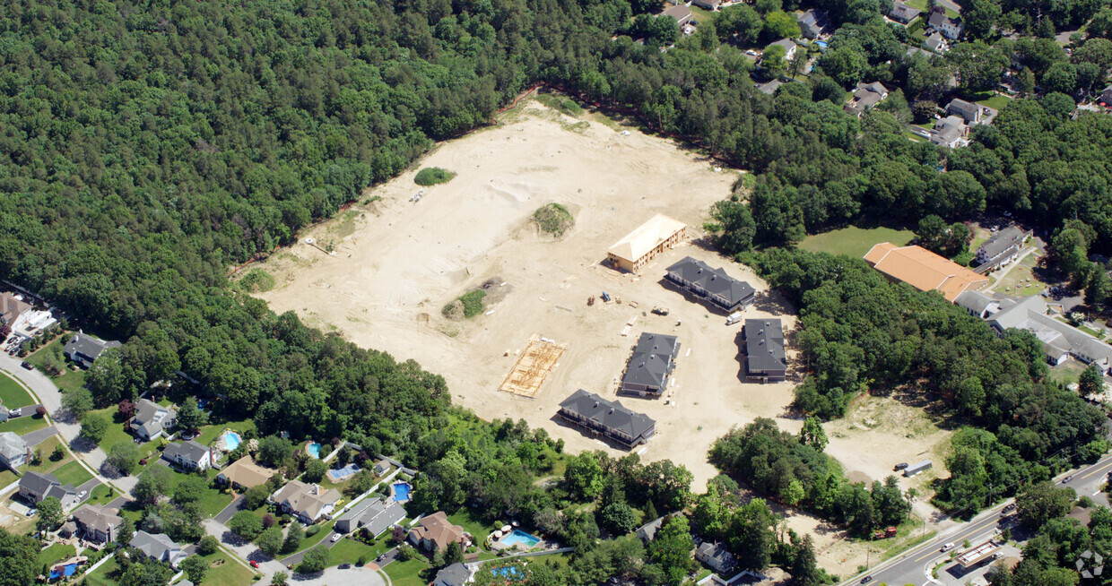 Aerial Photo - The Preserve At Smithtown