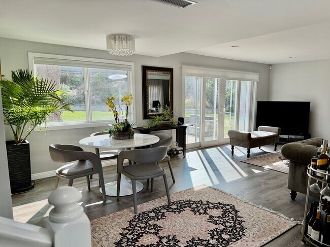 Foto del edificio - 1742 Fisk Ct