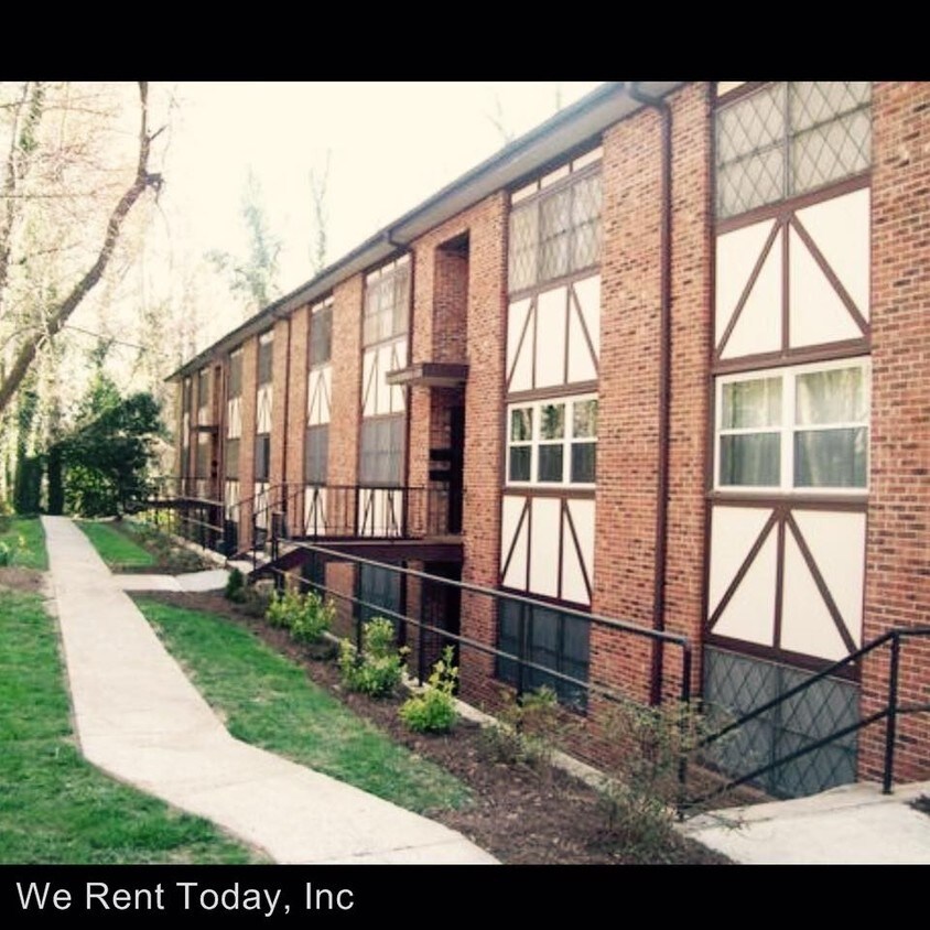 Building Photo - 2 br, 2 bath House - N. Elm Street 1822-A