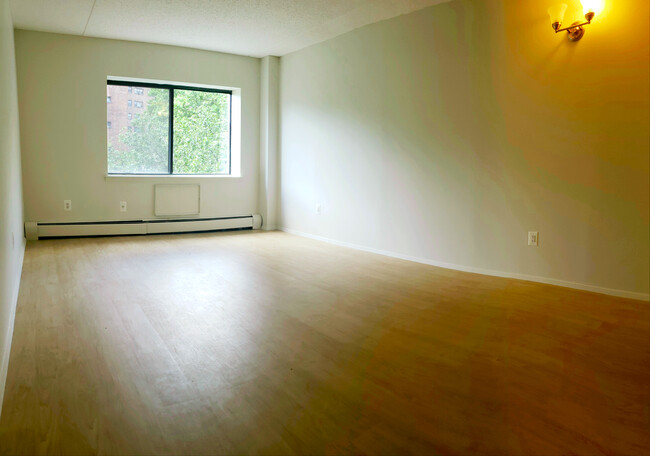 Bright and Large living room - 1425 Amsterdam Ave