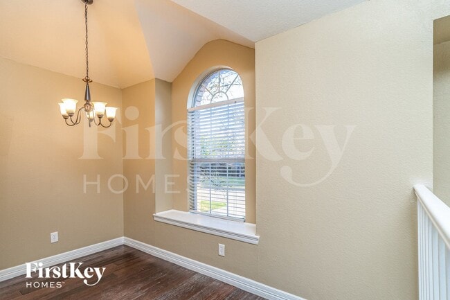 Foto del edificio - 1313 Deer Trail