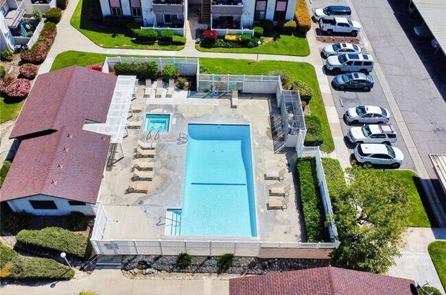 Foto del edificio - 8990 19th St