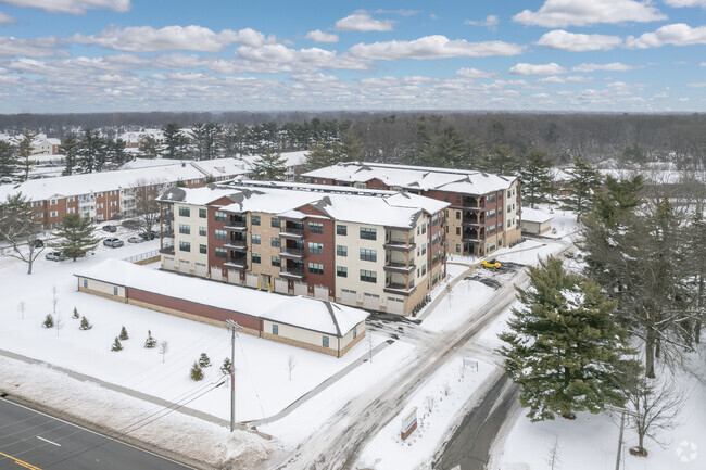 Foto aérea - The Crescent at Oakleaf Village  