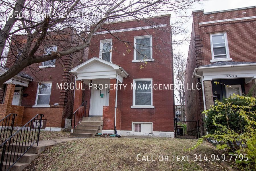 Foto principal - 3 bed, 2 full bath single family HOUSE ***...