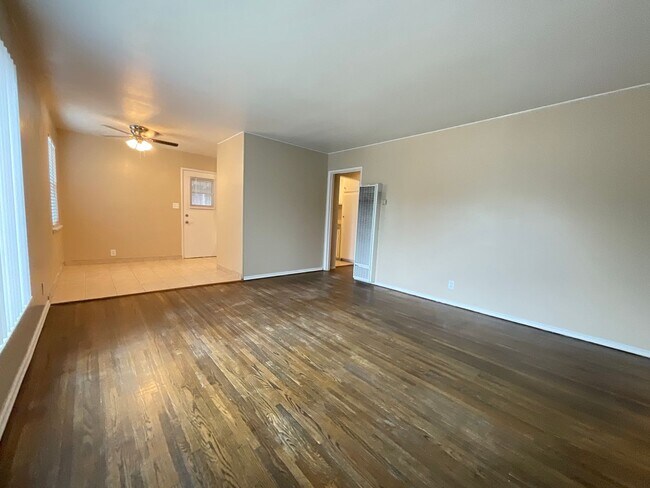 Foto del edificio - CHALYNN536