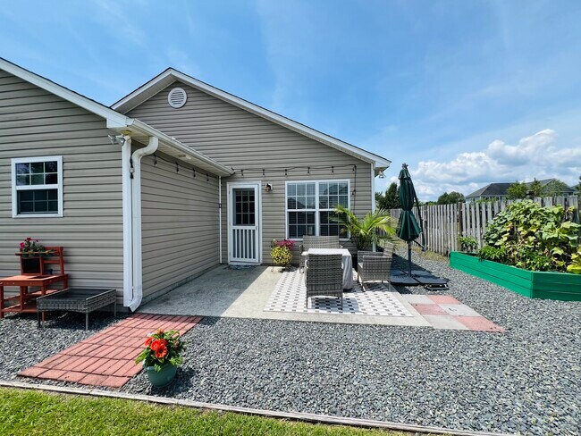 Foto del edificio - 522 Foxfield Ct