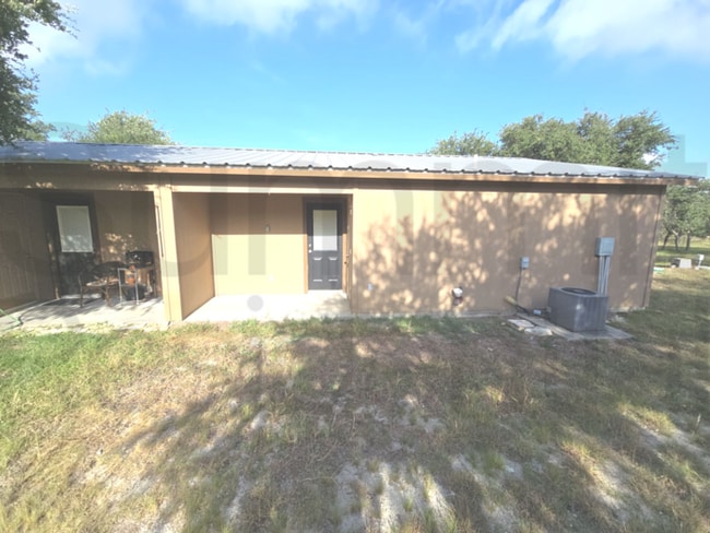 Building Photo - 1134 Indian Hollow