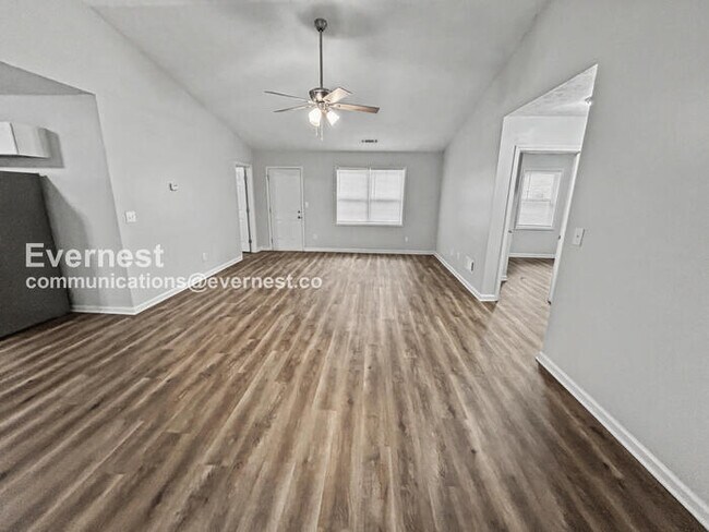 Foto del edificio - 505 Chestnut Ln