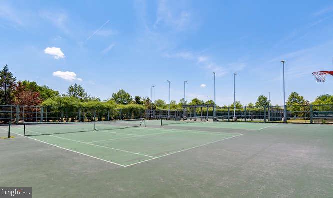 Foto principal - 2700 Willow Oak Dr