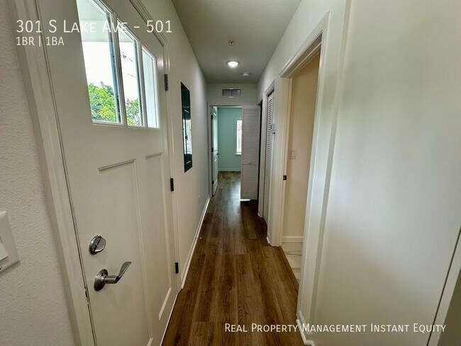 Building Photo - 301 S Lake Ave