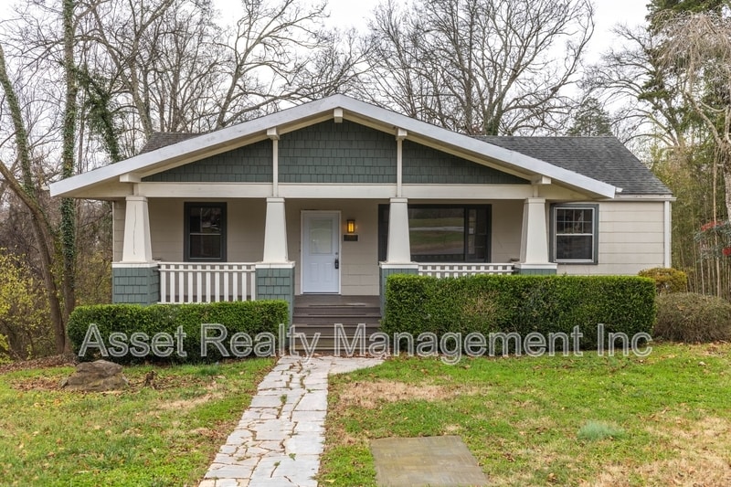 Foto principal - 5501 Lake Shore Dr