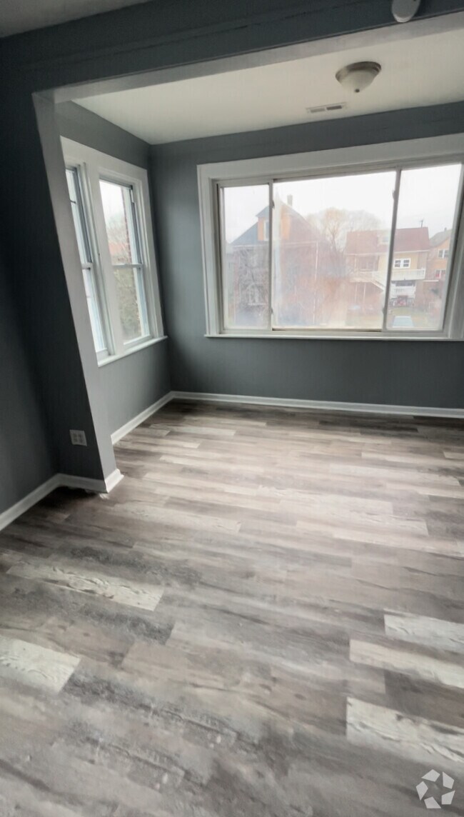 New Apartments For Rent in Gary IN with Extra Storage 1 Rentals