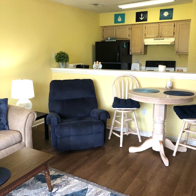 Foto del edificio - 581 Blue River Ct