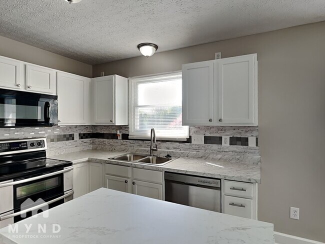 Foto del edificio - 4573 Dungannon Dr