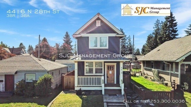 Foto del edificio - Charming, newer home for rent near the Pro...