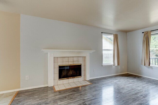 Foto del edificio - Charming Admirals Cove Home with Bonus Roo...