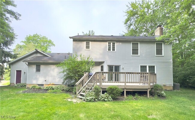 Foto del edificio - 5825 Nicholson Dr