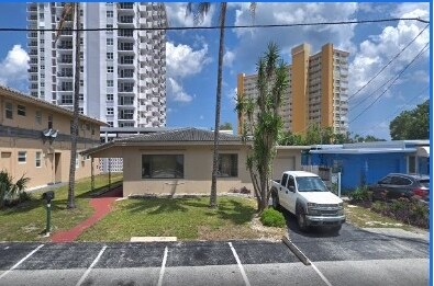 Primary Photo - 408 Sunset Dr
