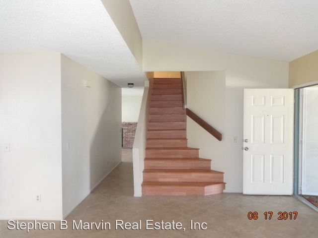 Building Photo - 2123 Edam St