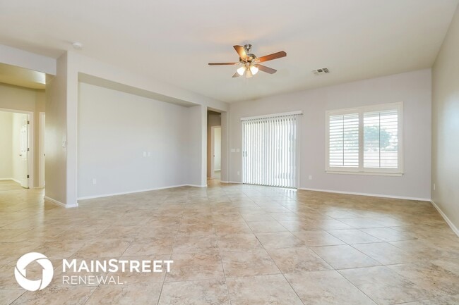 Building Photo - 11761 W Daley Ln