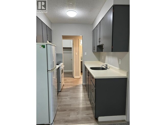 Building Photo - 11933-11223 223 St