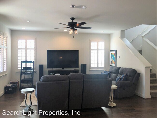 Building Photo - 3 br, 2.5 bath House - 5632 Aidan Way