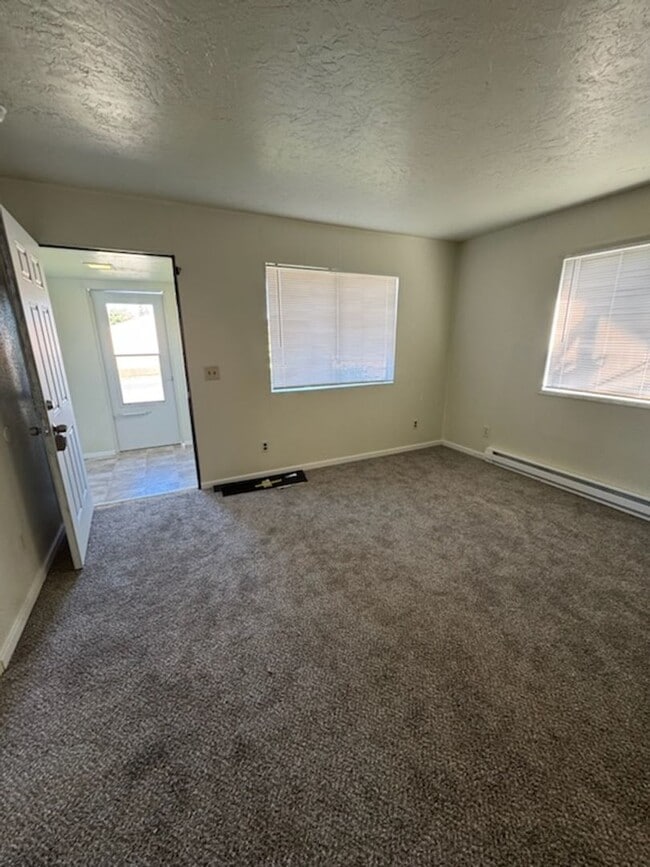 Building Photo - STATUS: PENDING APPLICATION-| R80E| $1495.00