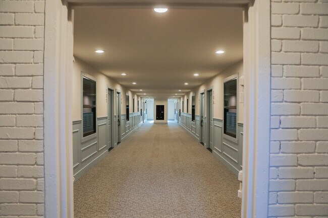 Foto del edificio - Inez at Bishop Ridge