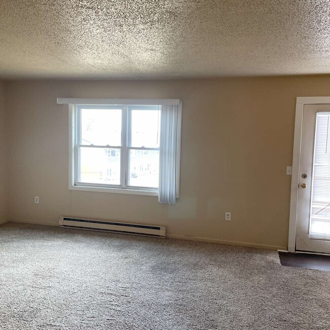 Building Photo - 5586 Lapeer Rd