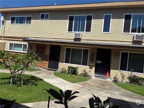 Building Photo - 3523 W Del Monte Dr