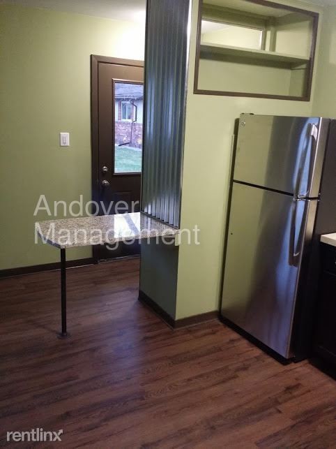 Building Photo - 2005 Crooks Rd