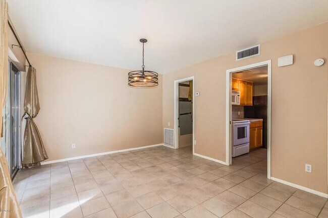 Foto del edificio - 4615 N 22nd St