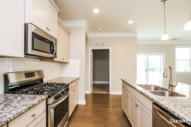 Building Photo - 7849 Fountaingrass Lane, Sherrills Ford, N...