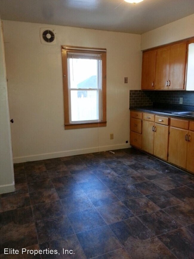 Foto del edificio - 3 br, 1 bath House - 5867 N. 40th Street