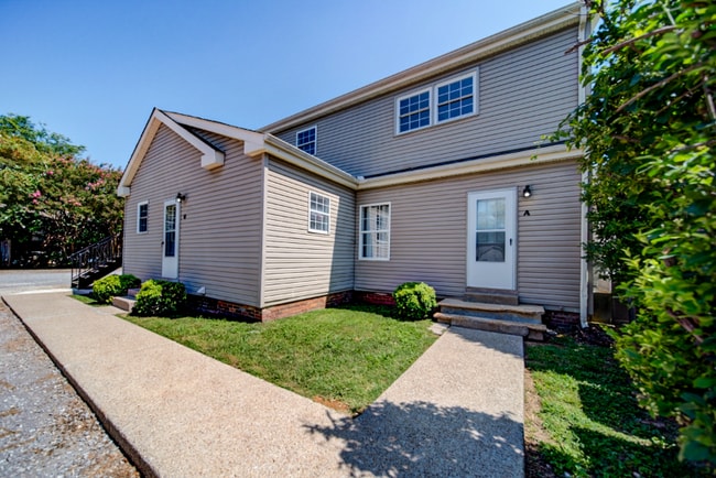 Foto del edificio - 401 Kingwood Dr