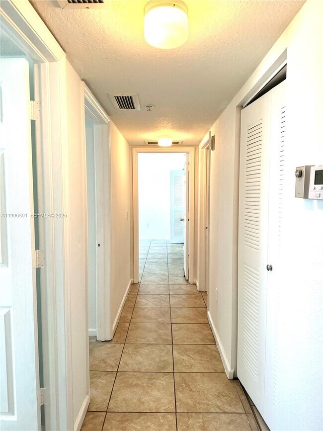 Foto del edificio - 15480 SW 284th St