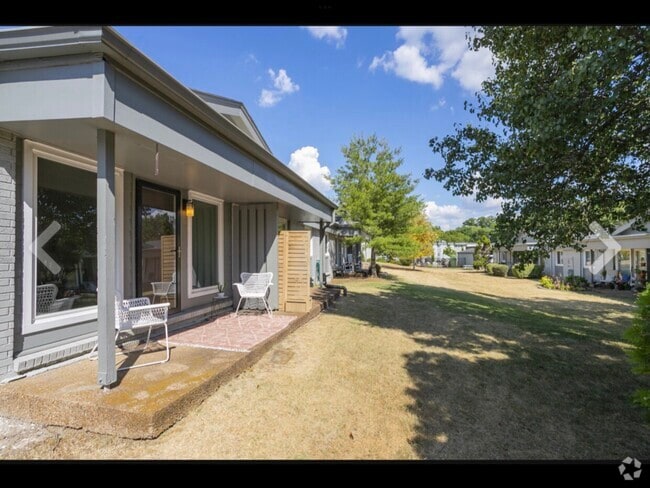 Building Photo - 1900 Richard Jones Rd