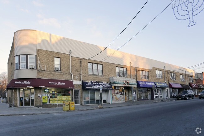 Building Photo - 213-225 Main Ave