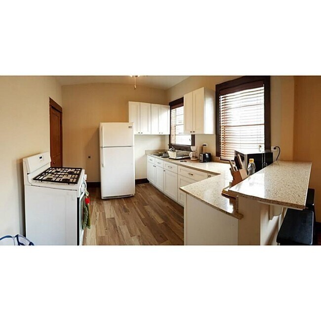 Foto del edificio - 2111 Freeman St