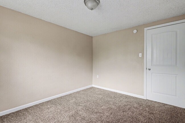 Foto del edificio - 1117 Cooper Ave