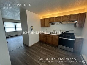 Building Photo - 1313 1st Ave
