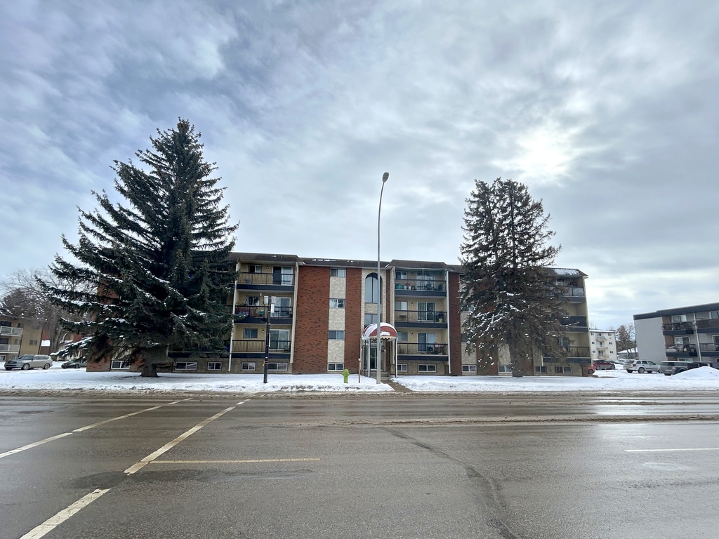 Building Photo - Mainstreet Waskasoo Apartments