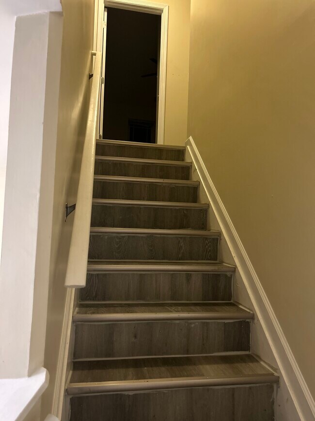 Foto del edificio - 413 Woodson Dr