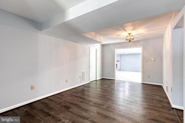 Building Photo - 1099 Snow Hill Ln