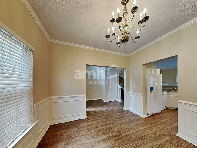 Foto del edificio - 18 N Orchard Farms Ave
