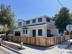 Building Photo - 610 Stanford Ave