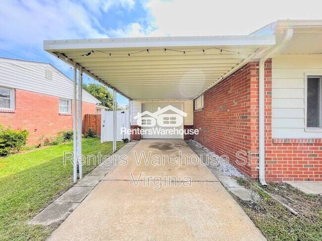 Building Photo - 8020 Jerrylee Dr