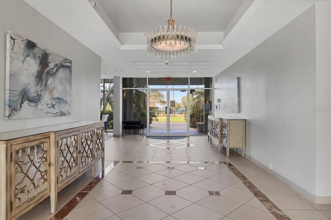 Building Photo - 555 S Gulfstream Ave